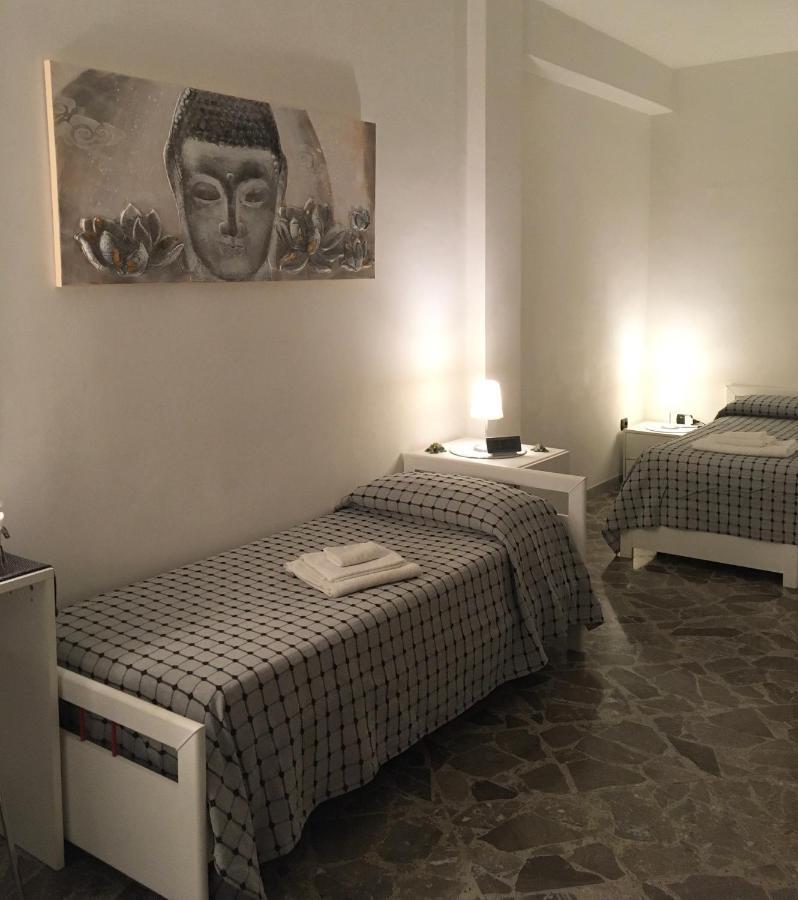 Blackboard House Hotel Bari Ngoại thất bức ảnh