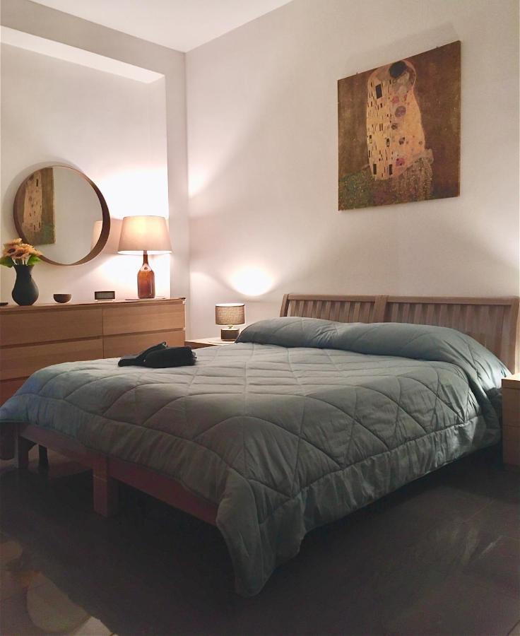 Blackboard House Hotel Bari Ngoại thất bức ảnh