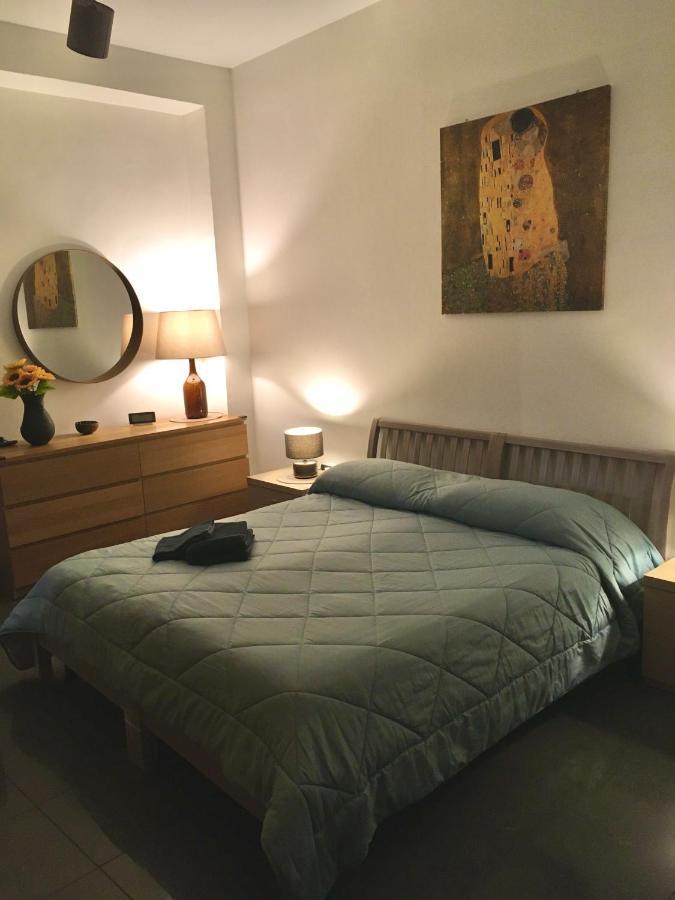 Blackboard House Hotel Bari Ngoại thất bức ảnh