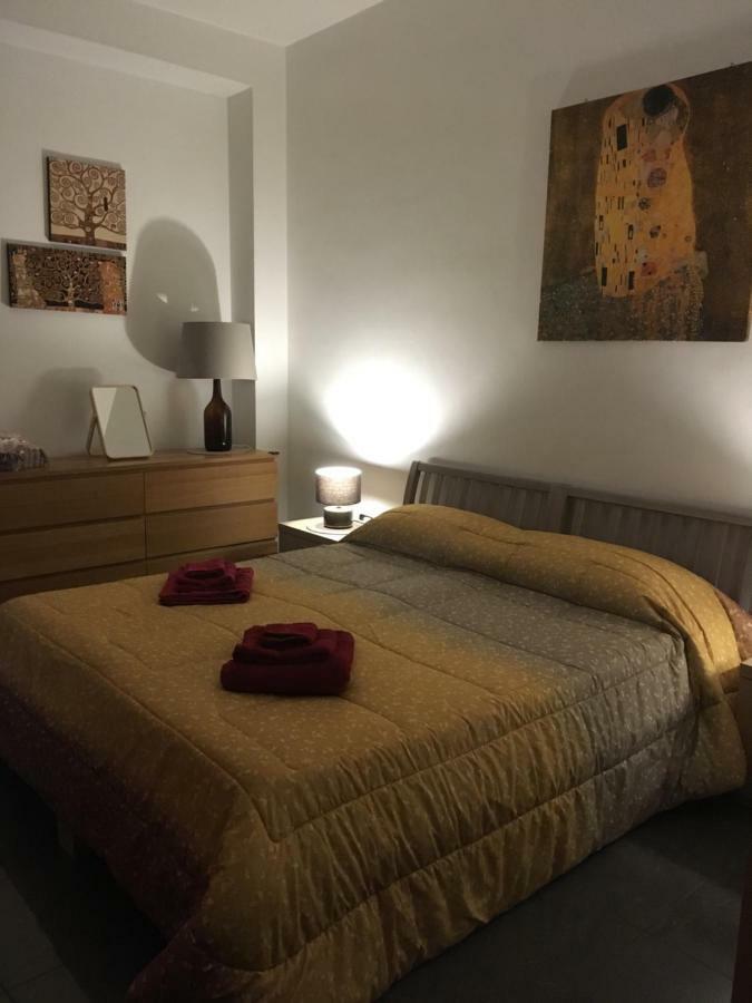 Blackboard House Hotel Bari Ngoại thất bức ảnh