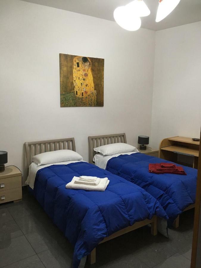 Blackboard House Hotel Bari Ngoại thất bức ảnh