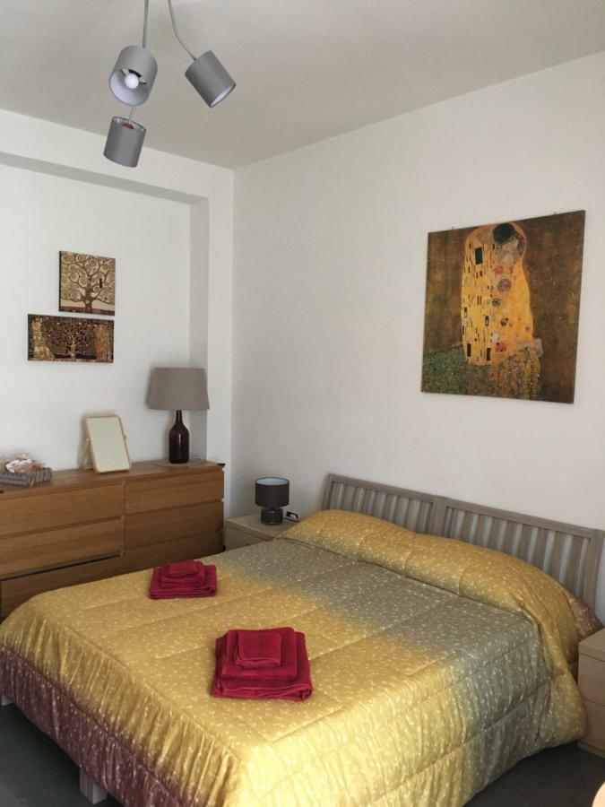 Blackboard House Hotel Bari Ngoại thất bức ảnh